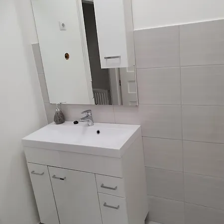 Star 2 Apartmán Komárom
